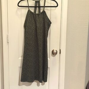 Eddie Bauer Athleisure Dress Cheetah Print Green Medium‎